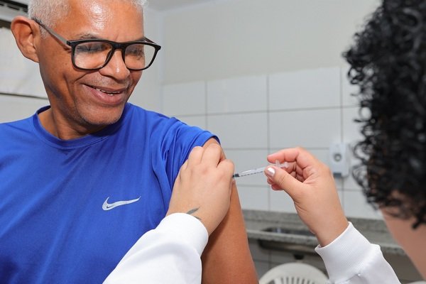 “Dia D” de vainação contra Influenza com foco em idosos e crianças acontece hoje
