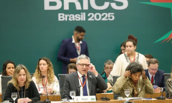 Brasil quer se consolidar como polo de vacinas com RNA mensageiro