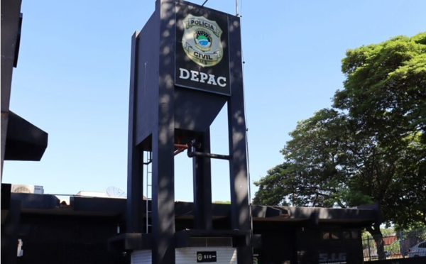 Jovem é ameaçado com faca durante assalto no Jardim Independência