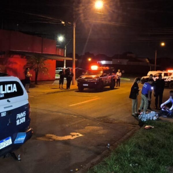 Homem morre ao ser esfaqueado por adolescente que tentou separar briga em Dourados