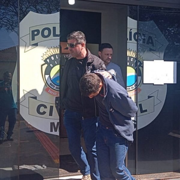 Homem de 32 anos é preso após assaltar e agredir jovem em Dourados