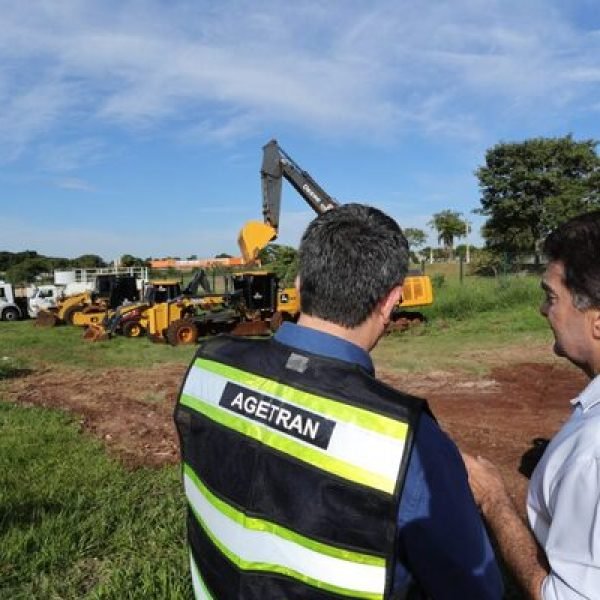 Com 51 dias de gestão, prefeitura inicia obra de R$ 7,5 milhões